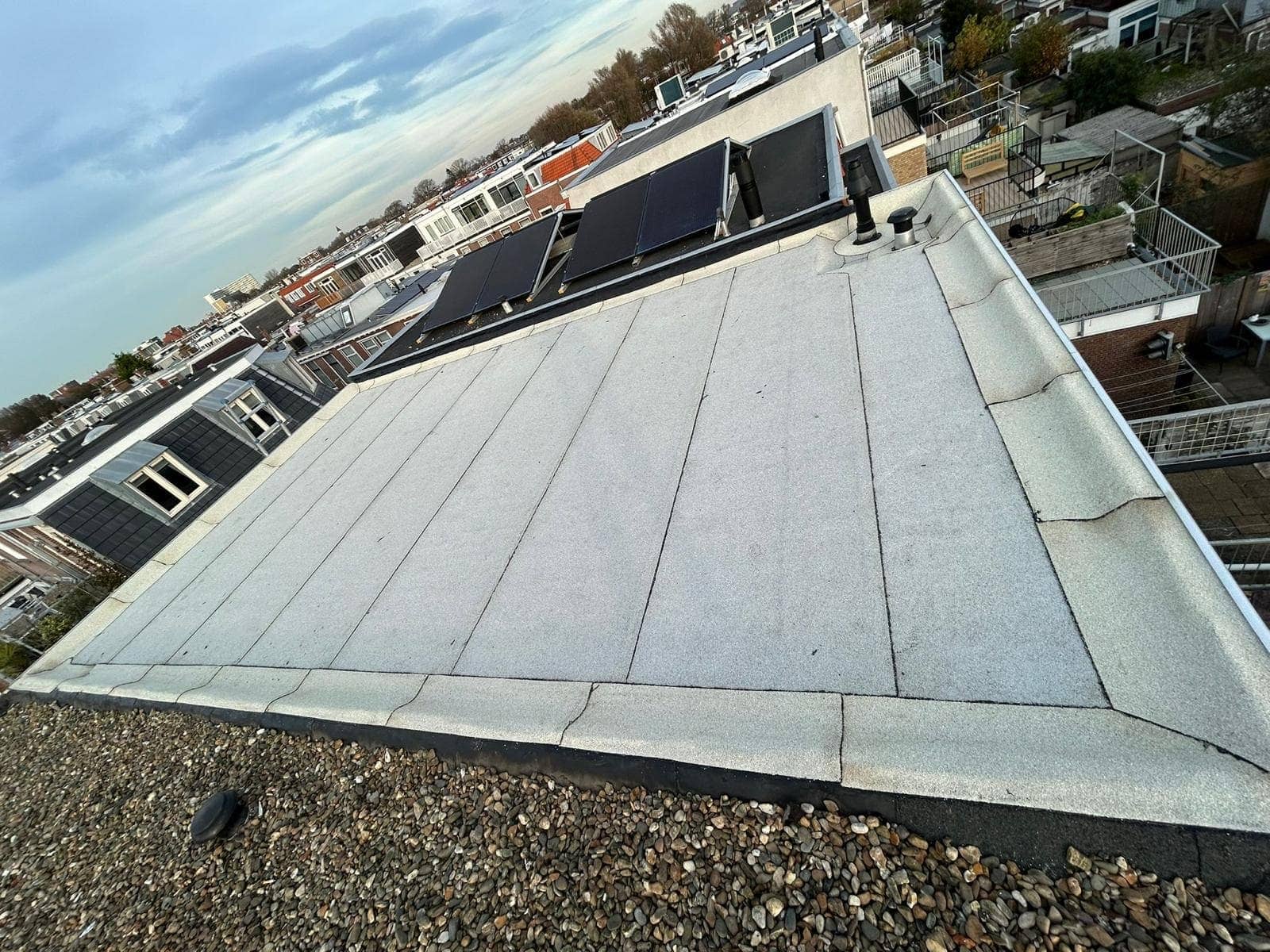 Complete Bitumen Dak Renovatie met Wit Bitumen